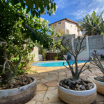 Casa à venda com 3 quartos, sendo 1 suíte, com vista deslumbrante em Recreio Maristela, Atibaia