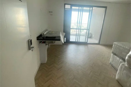 Apartamento à venda ou para alugar com 2 suítes em Jardim das Acácias, São Paulo, SP
