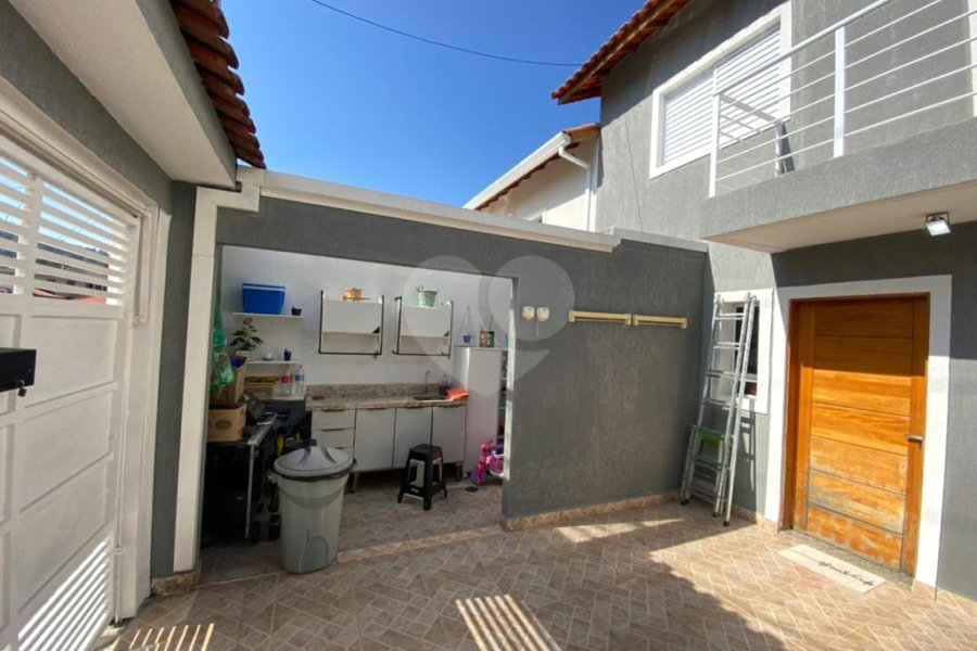 Sobrado à venda com 2 quartos em Tremembé, São Paulo, SP