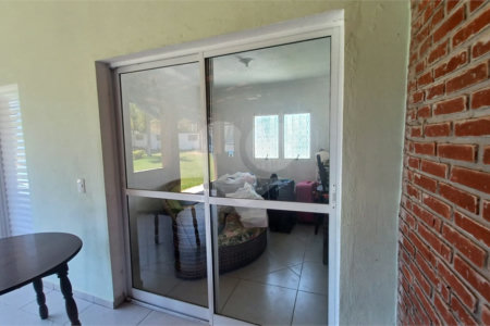 Casa à venda com 3 quartos, sendo 1 suíte, no condomínio Santa Inês, Itu - SP
