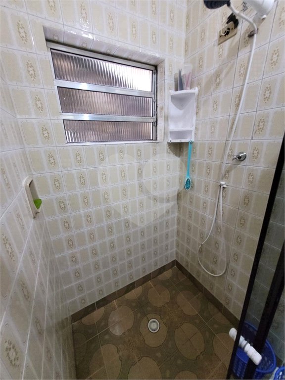 Sobrado à venda com 4 quartos em Vila Jurema, Ferraz de Vasconcelos, SP