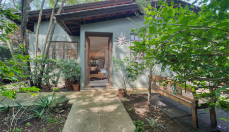 Casa à venda com 4 quartos, sendo 2 suítes,  em Alto da Boa Vista, São Paulo, SP