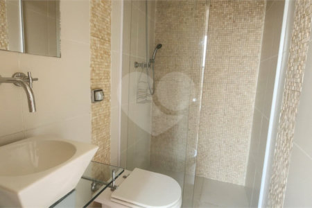 Apartamento à venda ou para alugar com 4 quartos, sendo 1 suíte, em Vila Nova Conceição, São Paulo, SP