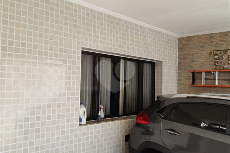 Sobrado à venda com 4 quartos, sendo 1 suíte, em Vila Guilherme, São Paulo, SP