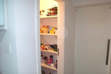 Apartamento à venda com 4 suítes em Jardim Vitória Régia, São Paulo, SP