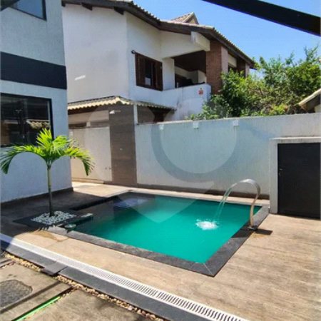 DUPLEX ALTO PADRÃO VARGEM PEQUENA