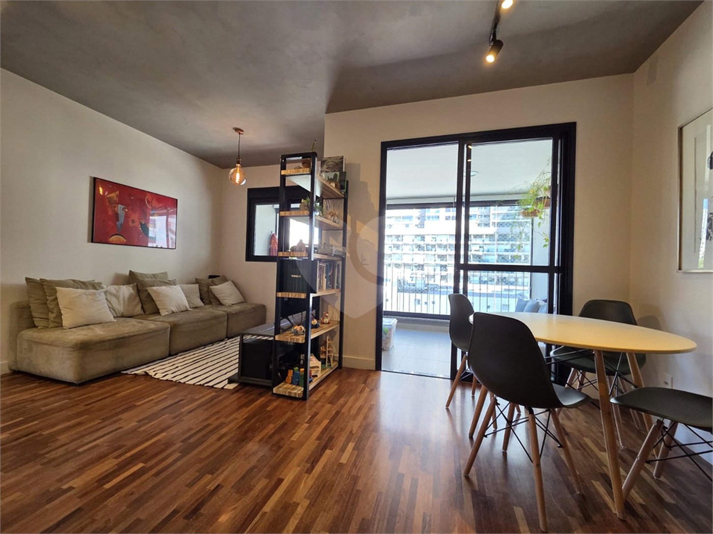 Apartamento à venda com 2 quartos, sendo 1 suíte, em Pinheiros, São Paulo, SP