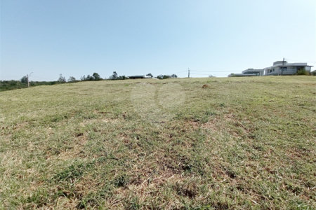 Terreno à venda no condomínio Campo de Toscana, Vinhedo - SP