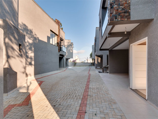 Casa à venda com 4 suítes no condomínio Reserva Robélia, São Paulo - SP