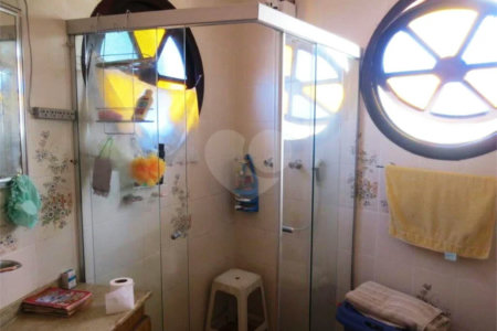 Sobrado à venda com 4 quartos, sendo 1 suíte, em Tucuruvi, São Paulo, SP