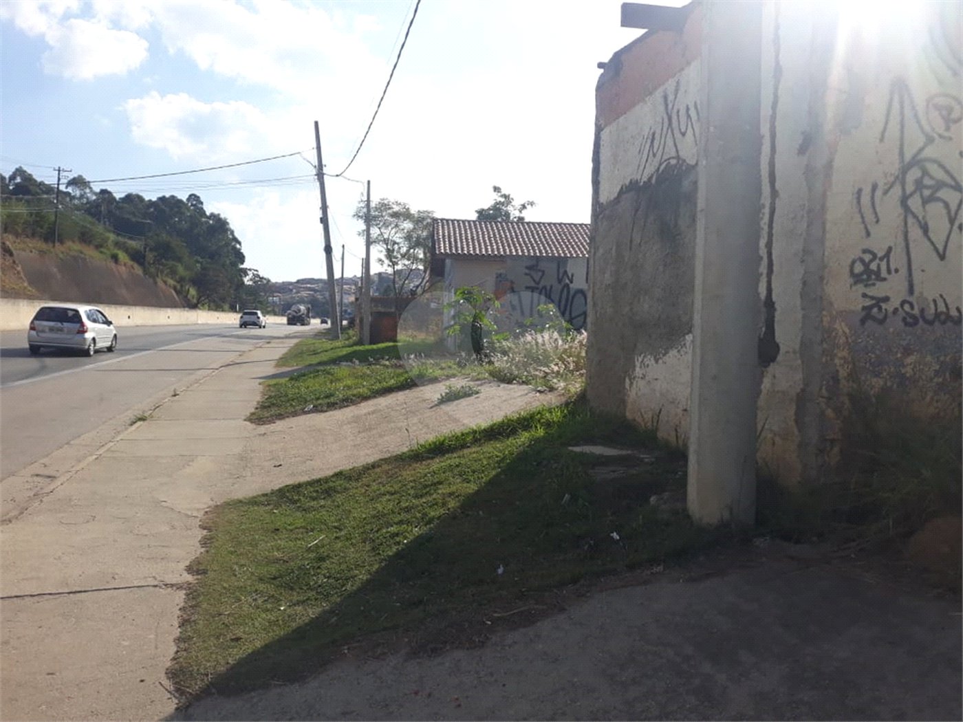 Terreno à venda em Vila Nova São Roque, São Roque, SP