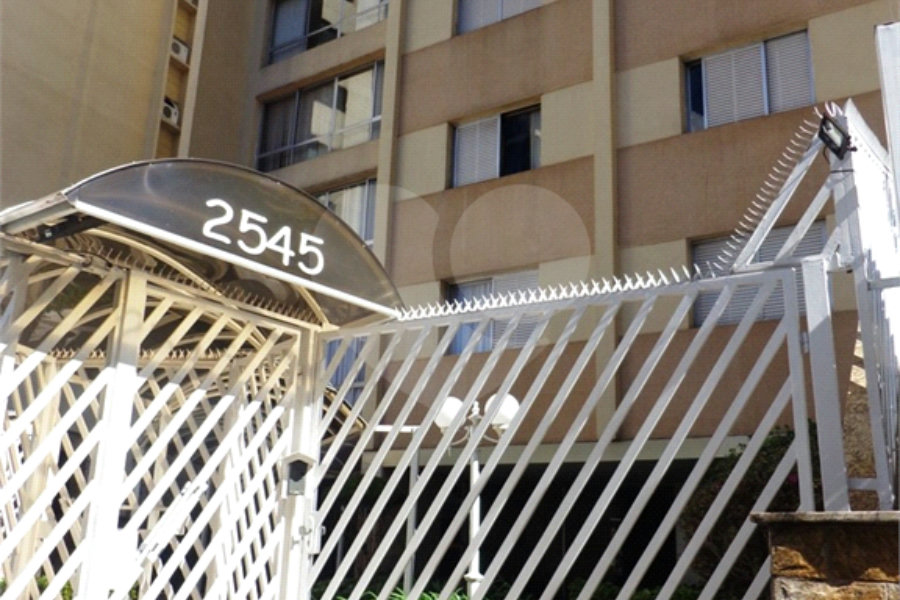 Apartamento à venda com 4 quartos, sendo 1 suíte,  em Santana, São Paulo, SP