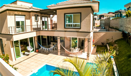 Casa à venda com 3 quartos, sendo 1 suíte, no condomínio Residencial Ibi Aram II, Itupeva - SP