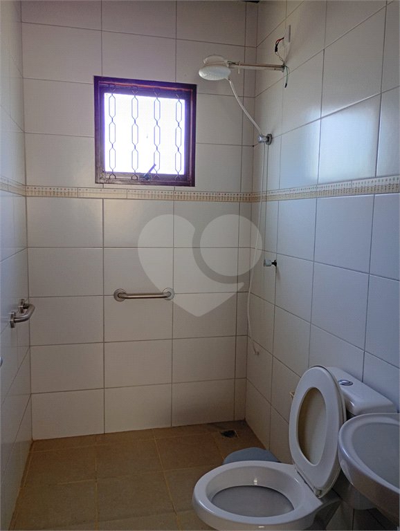 Casa Térrea à venda com 3 quartos em Guaxinduva, Atibaia, SP