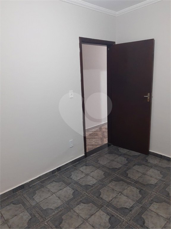 Casa à venda com 4 quartos em Lopes de Oliveira, Sorocaba, SP