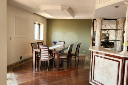 Apartamento à venda com 4 suítes em Bosque da Saúde, São Paulo, SP