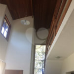 Sobrado à venda com 4 quartos, sendo 2 suítes, em Serra da Cantareira, Mairiporã, SP