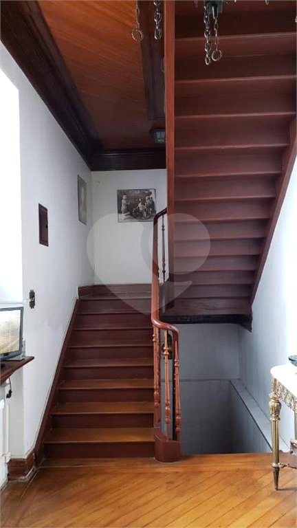 Casa à venda com 4 quartos, sendo 2 suítes, em Horto, São Paulo, SP