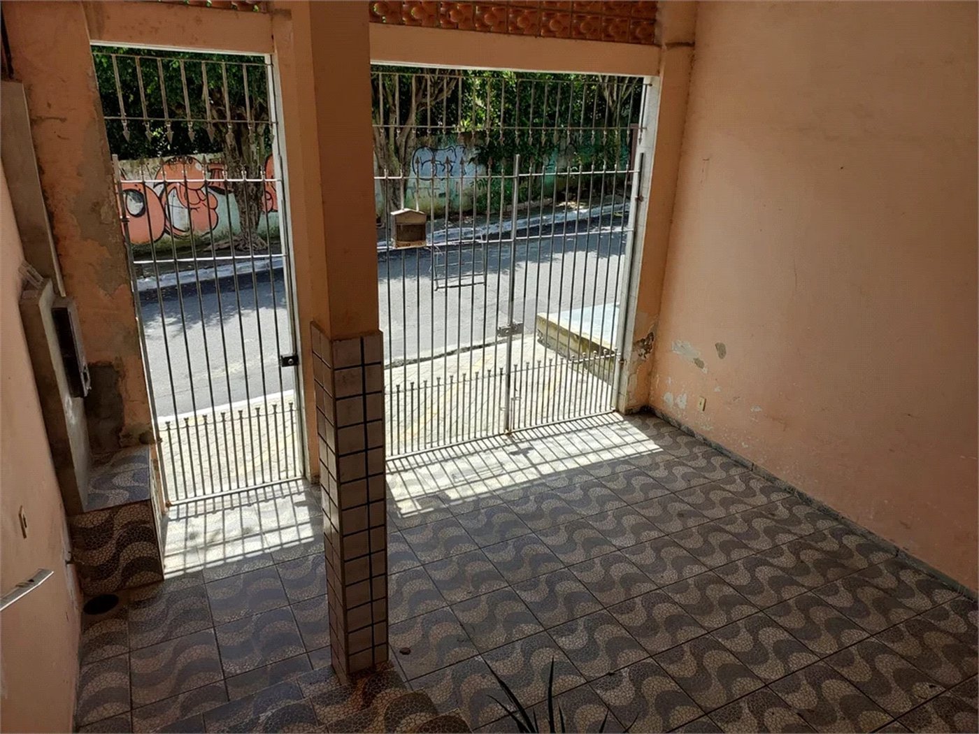 Sobrado à venda com 3 quartos em Horto, São Paulo, SP