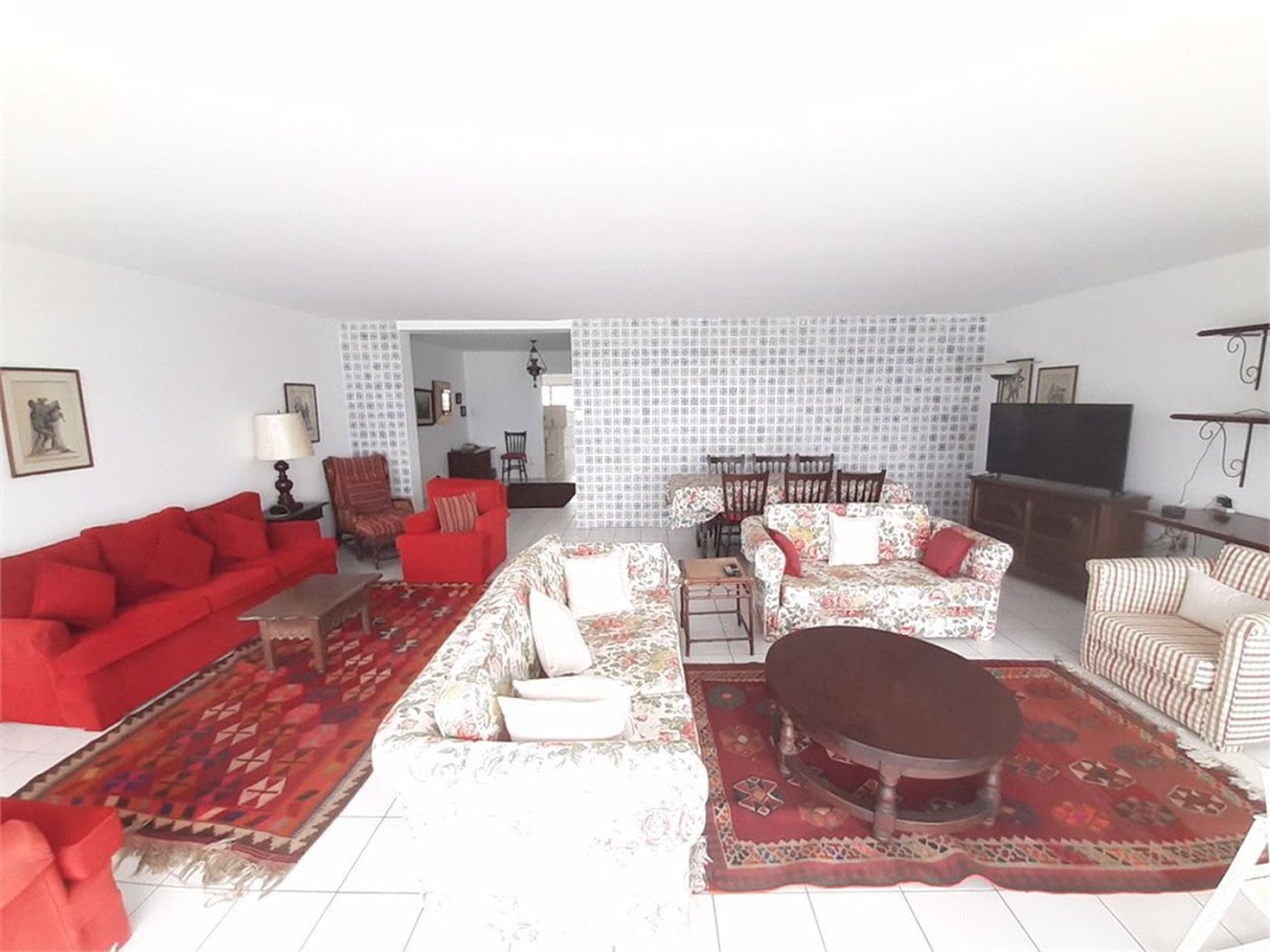 Apartamento Residencial à venda, Pitangueiras, Guarujá - AP0163.