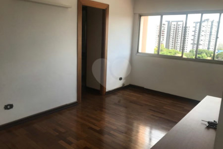 Apartamento à venda com 2 quartos em Vila Paulicéia, São Paulo, SP