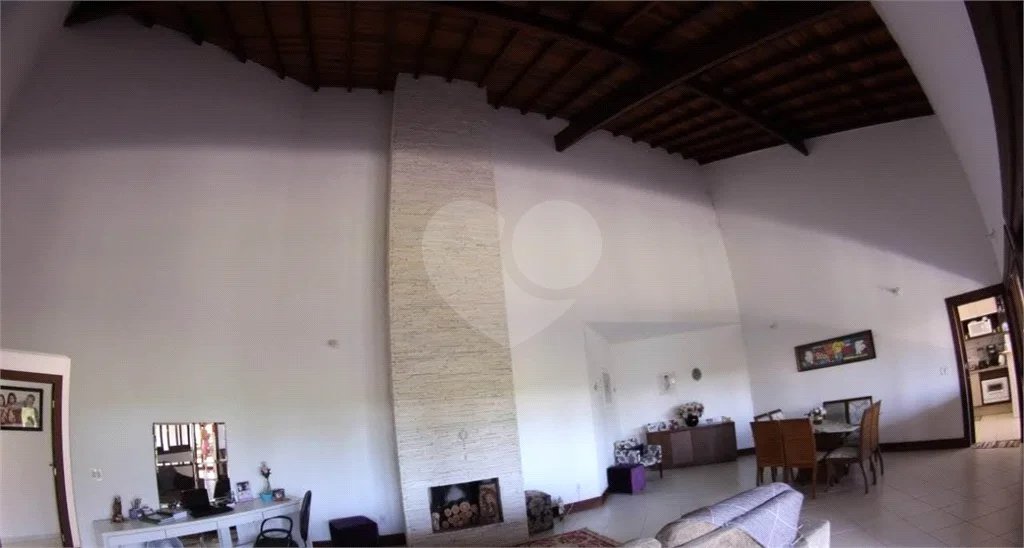 Casa à venda com 4 quartos, sendo 3 suítes, no condomínio Parque dos Manacas, Jundiaí - SP