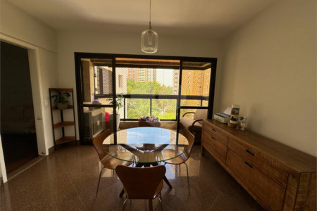 Apartamento à venda com 4 suítes em Vila Andrade, São Paulo, SP