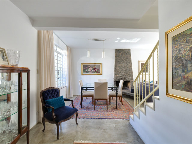 Casa de Vila à venda com 4 quartos, sendo 1 suíte,  em Alto da Boa Vista, São Paulo, SP