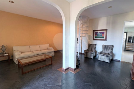Cobertura à venda com 3 quartos, sendo 2 suítes, em Tijuca, Rio de Janeiro, RJ