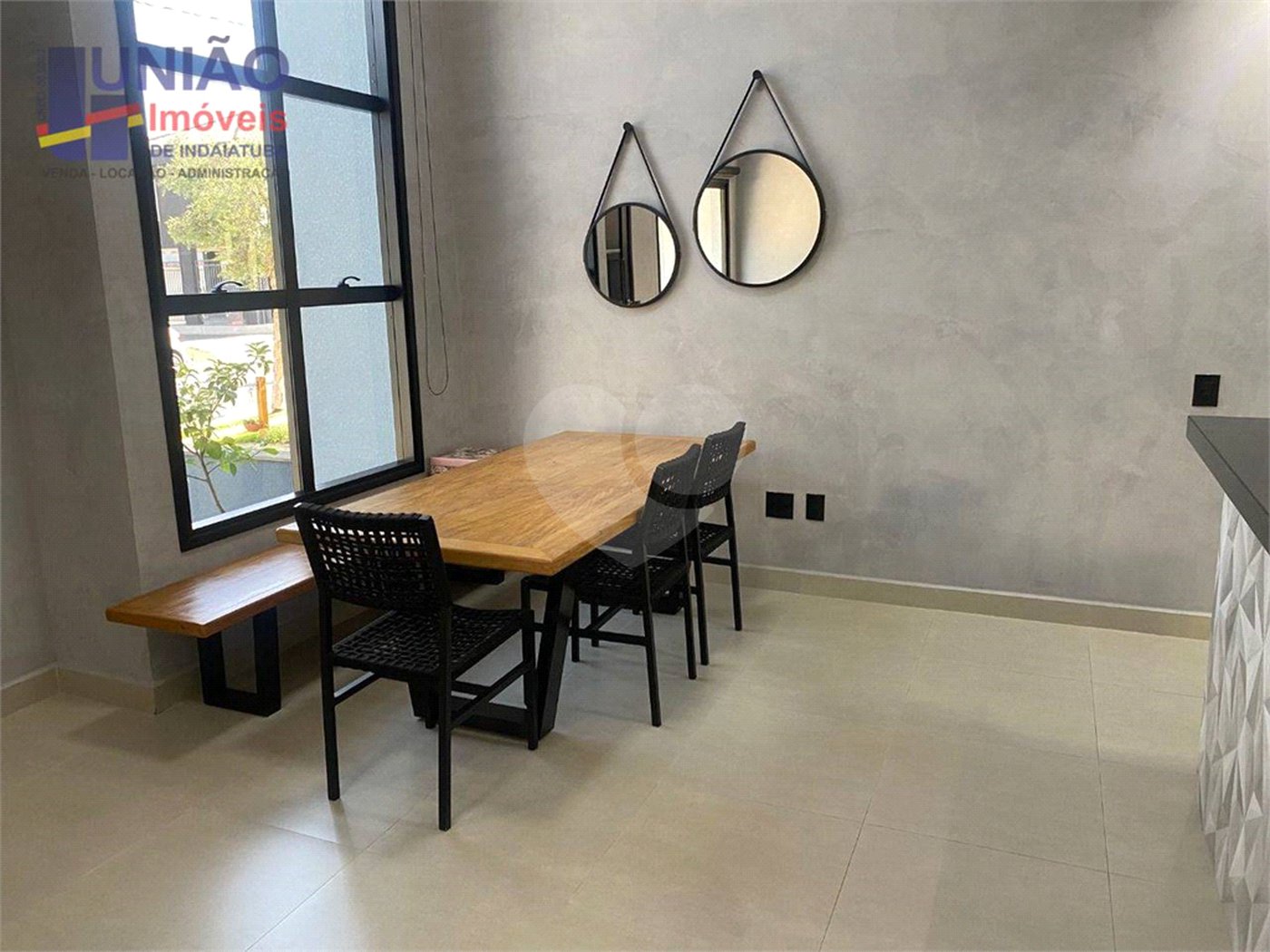 Casa à venda com 3 quartos, sendo 1 suíte, no condomínio Vila Rica, Indaiatuba - SP