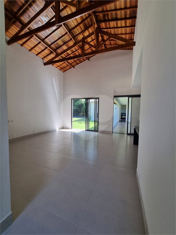 Casa à venda com 3 suítes no condomínio Terras de Santa Teresa, Itupeva - SP