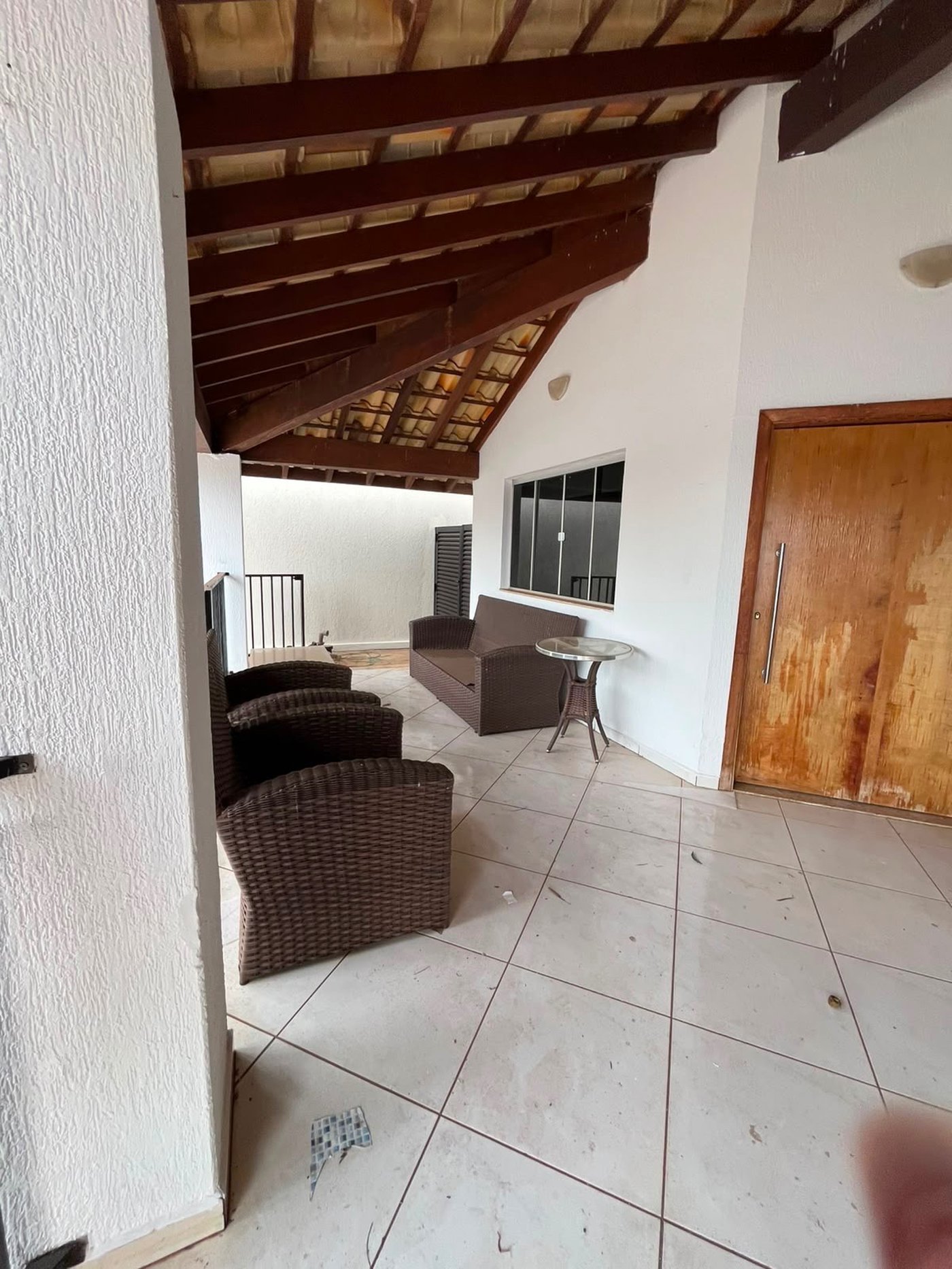 Casa à venda ou para alugar com 3 quartos, sendo 1 suíte,  em Jardim dos Ipes, Três Lagoas, MS