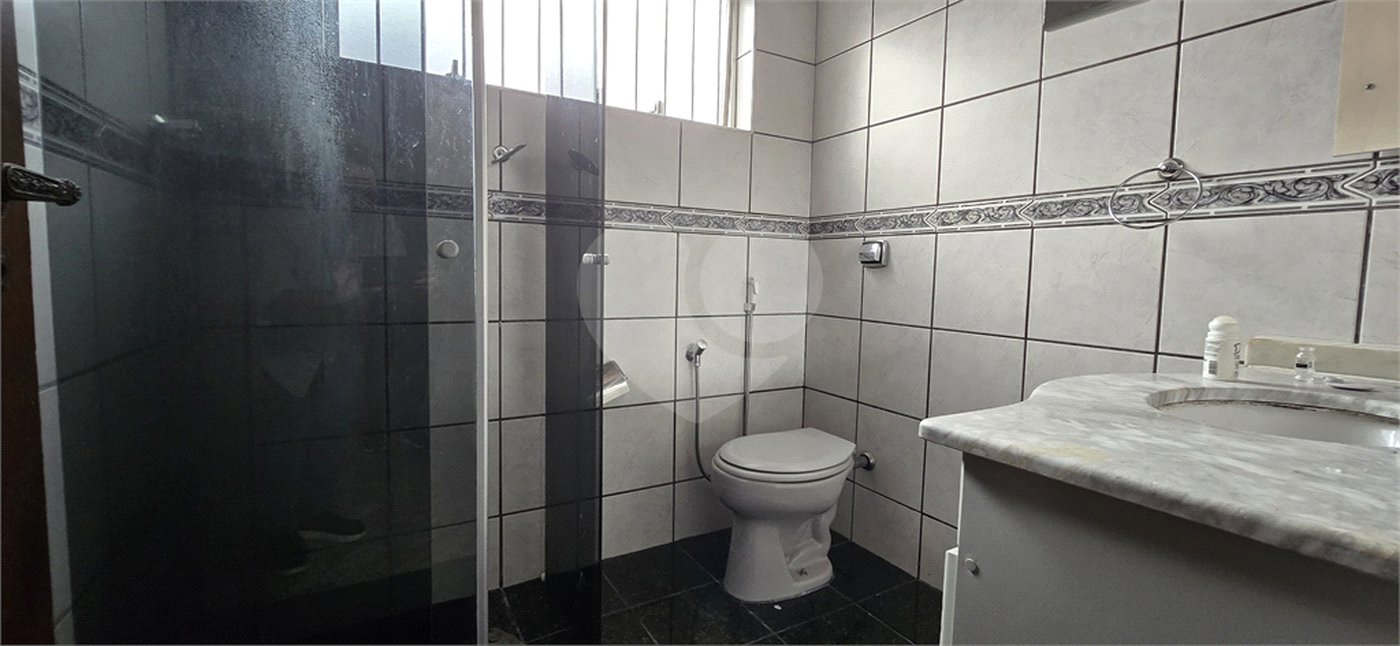 Casa à venda com 3 quartos, sendo 1 suíte, em Lar São Paulo, São Paulo, SP