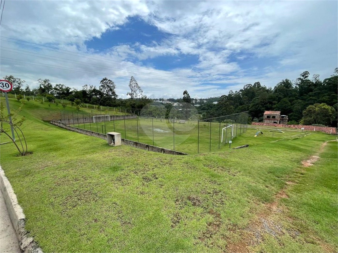 Terreno à venda em Jardim 21 de Março, Louveira, SP