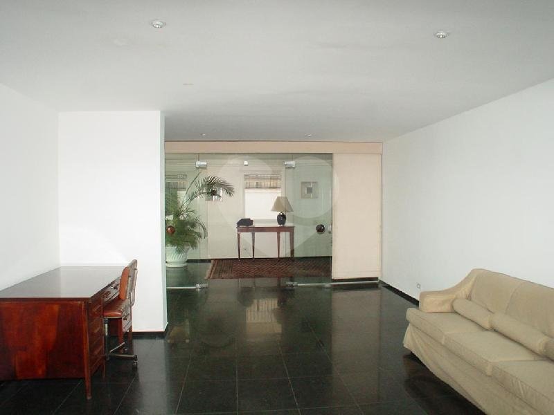 Apartamento à venda com 3 quartos, sendo 1 suíte,  em Indianópolis, São Paulo, SP