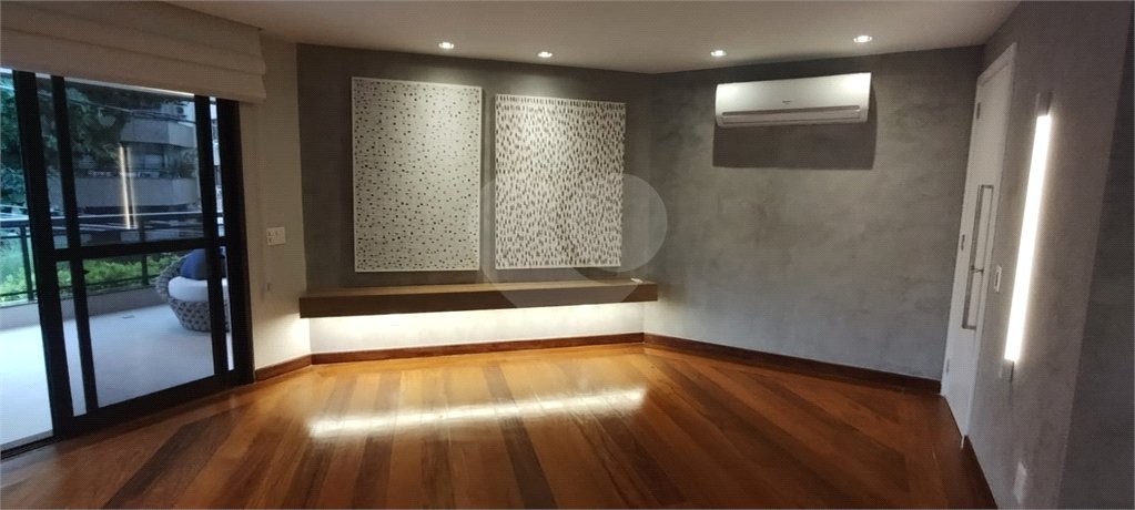 Apartamento à venda com 3 quartos, sendo 1 suíte, em Recreio dos Bandeirantes, Rio de Janeiro, RJ