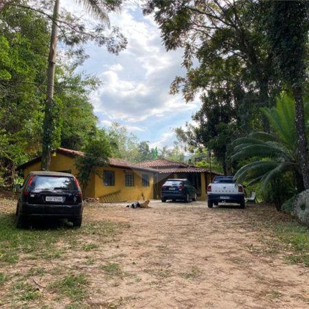 Excelente imóvel rural, situado em Analândia/SP