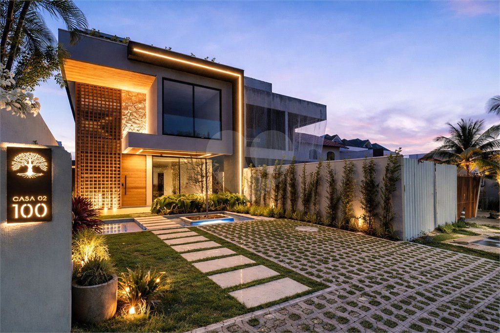 Casa à venda com 4 suítes no condomínio Rio Mar V, Rio de Janeiro - RJ