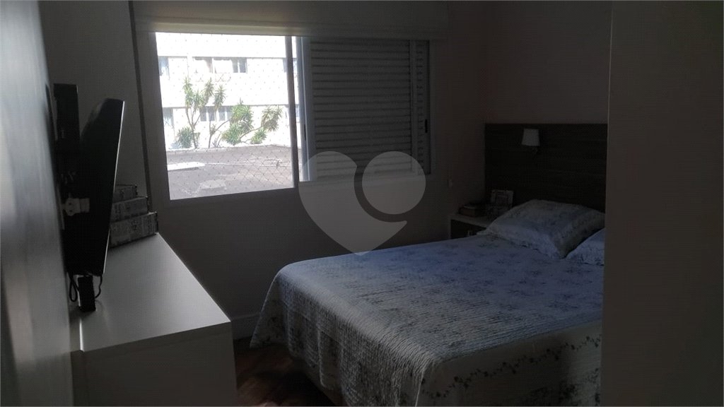 Apartamento à venda com 3 quartos, sendo 1 suíte,  em Cidade Monções, São Paulo, SP