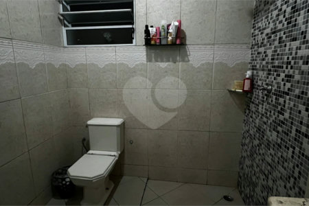 Sobrado à venda com 3 quartos em Cidade Kemel, São Paulo, SP