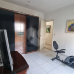 Casa à venda com 4 quartos, sendo 3 suítes,  no condomínio Residencial Villa dos Inglezes, Sorocaba - SP
