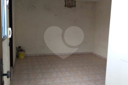 Sobrado à venda na Saúde c/195m2 de construção - 3 quartos/4 banheiros/2 vagas - metrô Santa Cruz