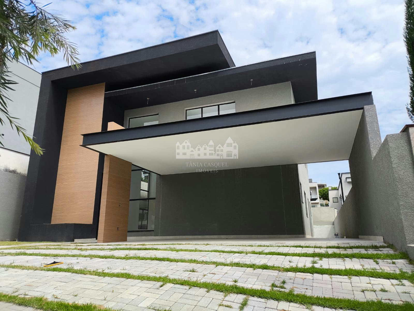 Casa, 4 quartos, 299 m² - Foto 2