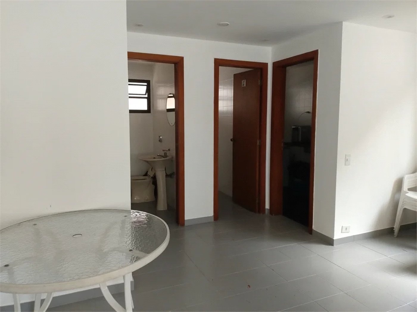 Apartamento à venda com 4 quartos, sendo 1 suíte,  em Brooklin Paulista, São Paulo, SP