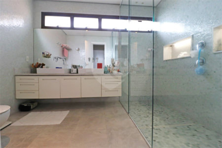 Apartamento à venda com 3 suítes em Vila Suzana, São Paulo, SP