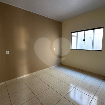 Casa à venda com 2 quartos, sendo 1 suíte, em Jardim Primavera I, Ponta Porã, MS