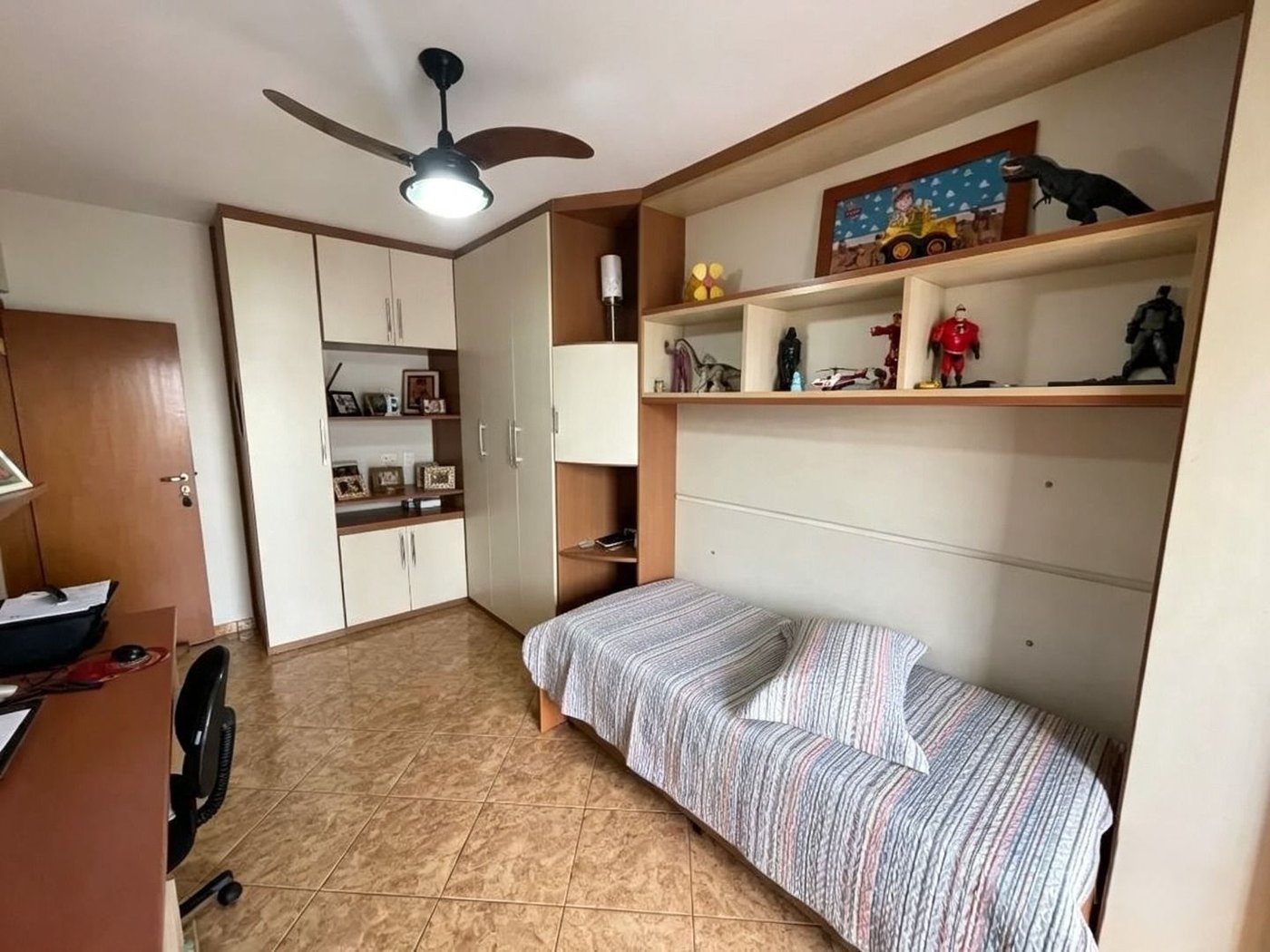 Apartamento com 3 dormitórios à venda, 131 m² por R$ 880.000,00 - Marapé - Santos/SP
