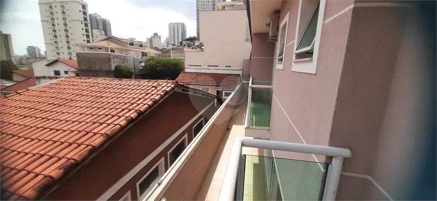 Casa à venda com 3 quartos, sendo 2 suítes, no condomínio Mário Araújo, São Paulo - SP