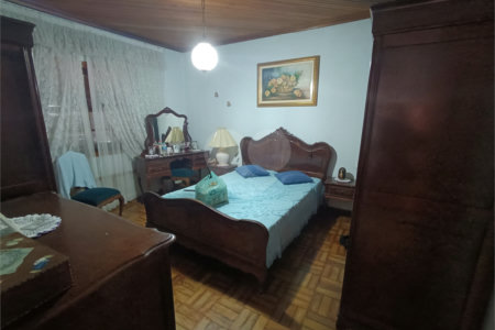Casa à venda com 3 quartos em Vila Santa Rosália, São Roque, SP