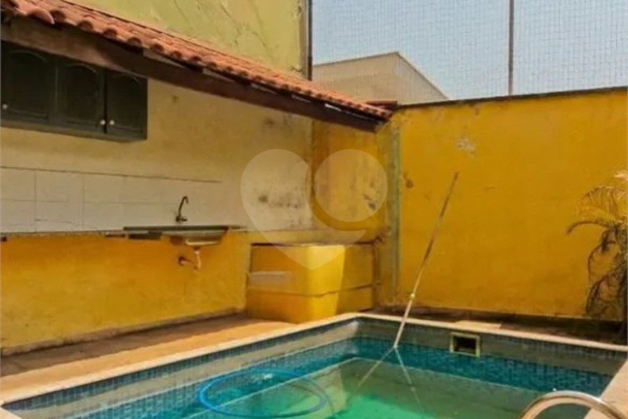 Sobrado à venda com 3 quartos em Vila Bonilha, São Paulo, SP
